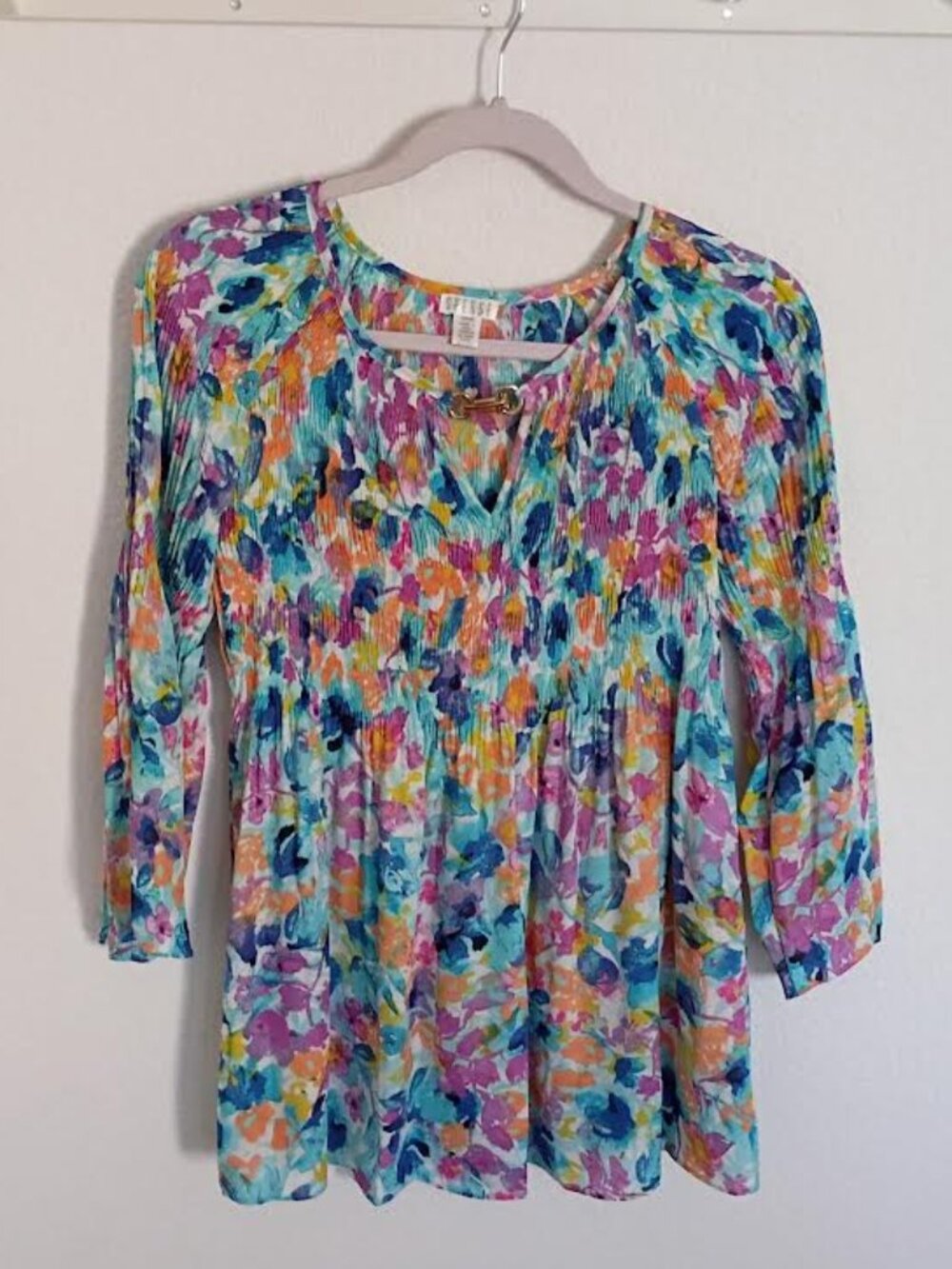 SPENSE WOMEN'S TOP WATERCOLOR FLORAL 3/4 SLEEVE ACCORDIAN GOLDTONE BUCKLE MEDIUM
